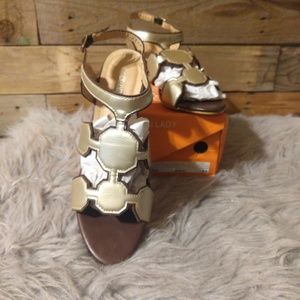 Charming Lady shoes - NEW